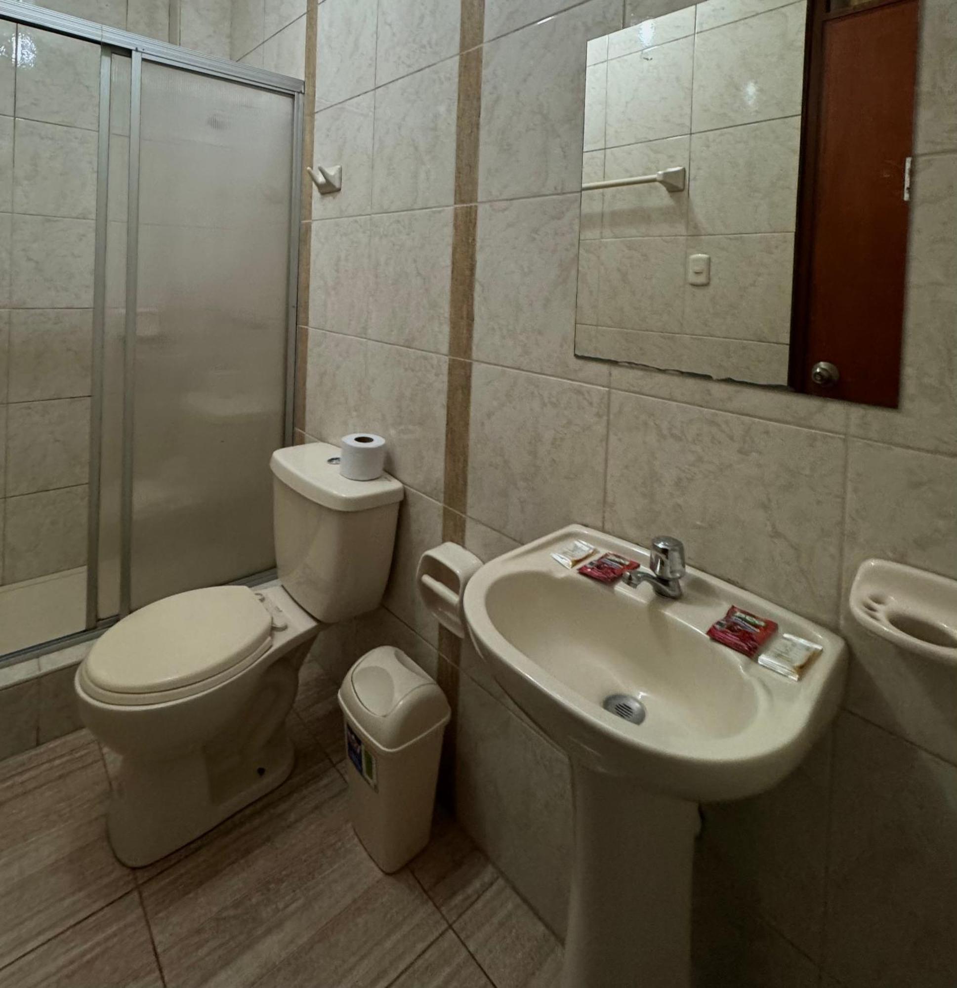 Illari Wari L - Hotel Sauna Аякучо Экстерьер фото