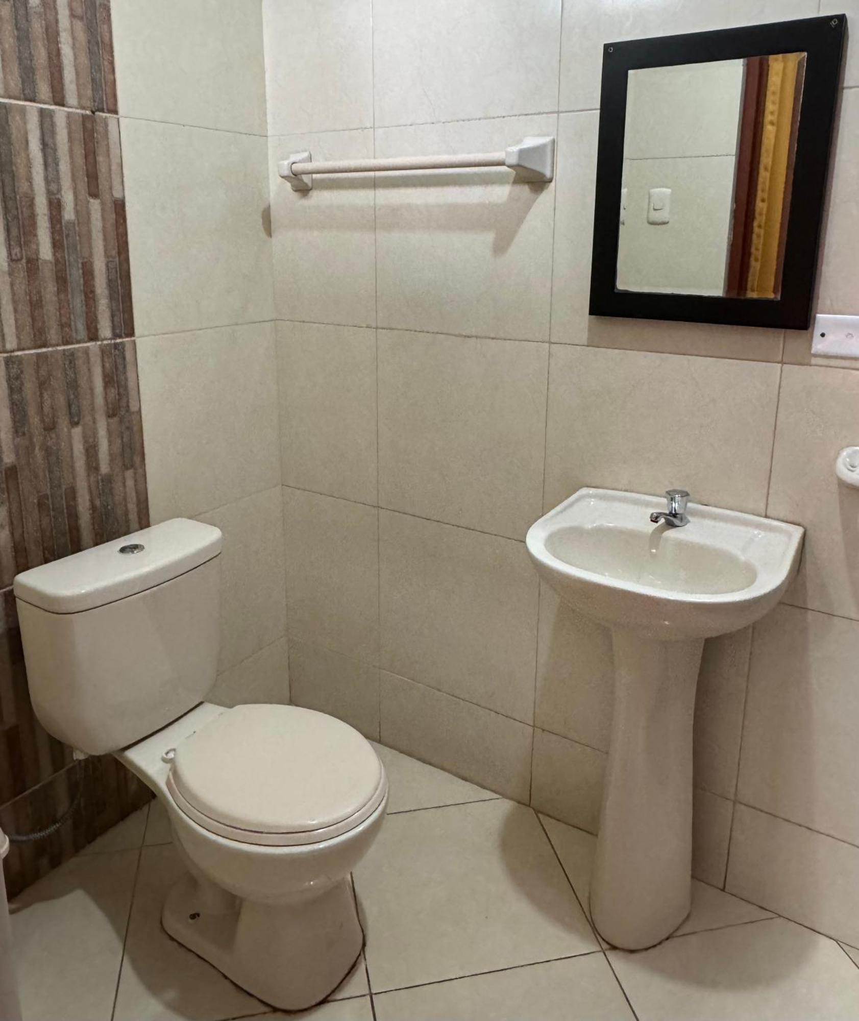 Illari Wari L - Hotel Sauna Аякучо Экстерьер фото
