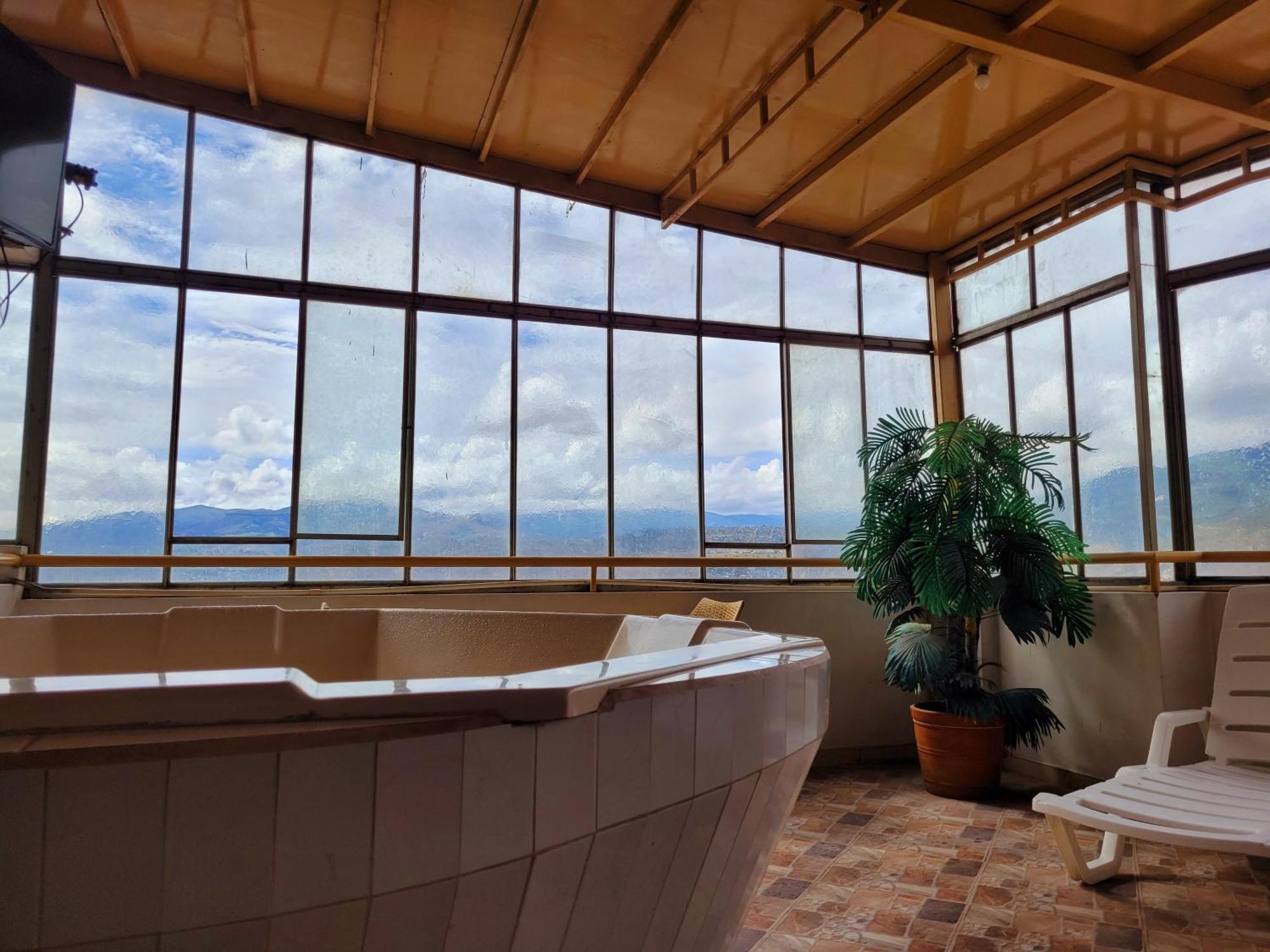 Illari Wari L - Hotel Sauna Аякучо Экстерьер фото